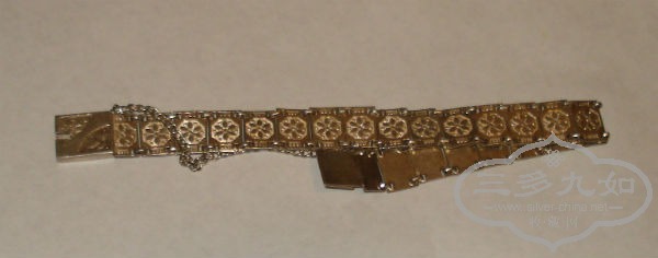 jewelry3.jpg