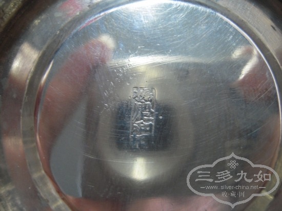 2328042bov5xrlxioxorxg.jpg