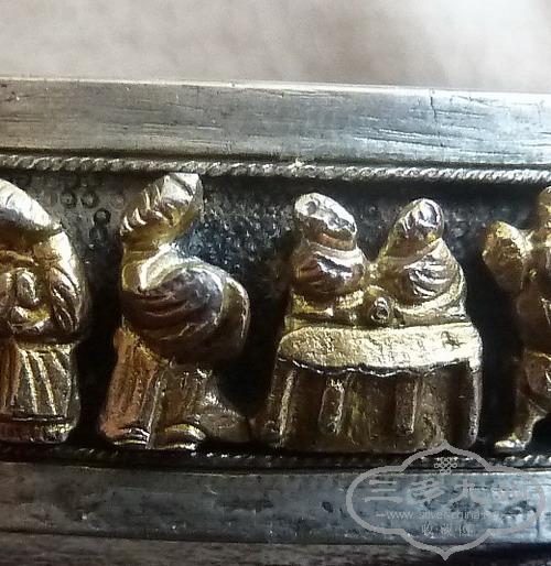 cL1080745.jpg