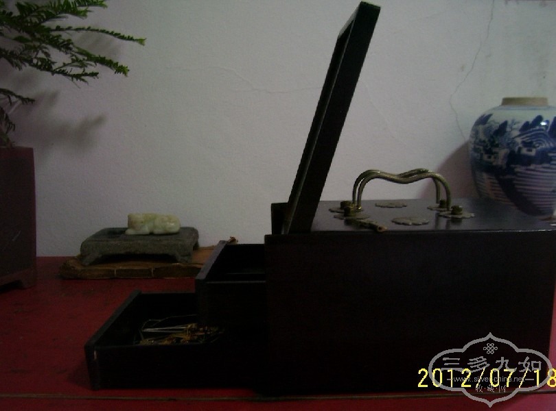72004.jpg