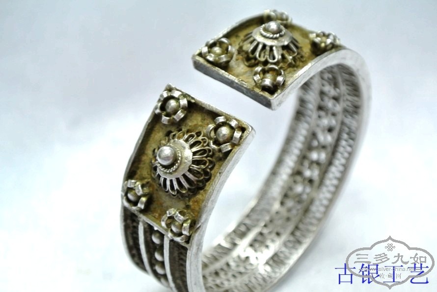 152103s5rc6464404o4rz6.jpg