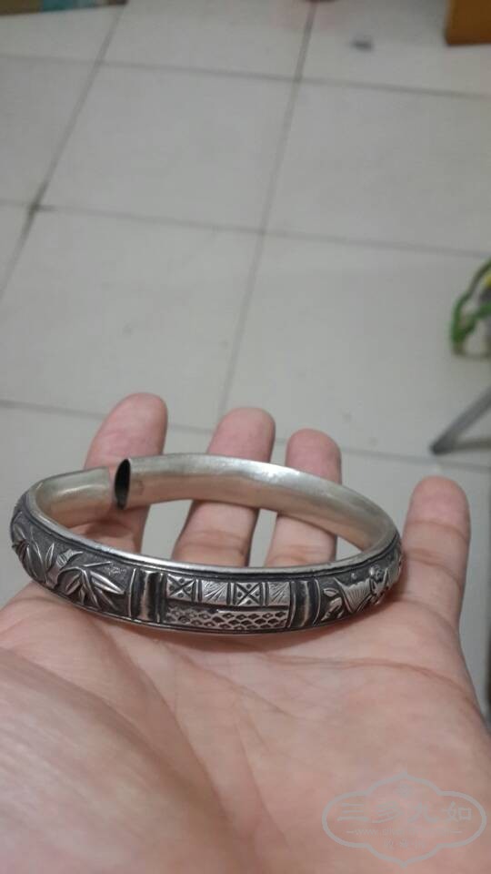 QQͼƬ20131008215014.jpg