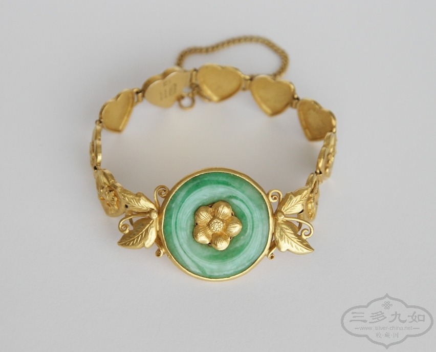 jade bracelet in gold setting 3.JPG