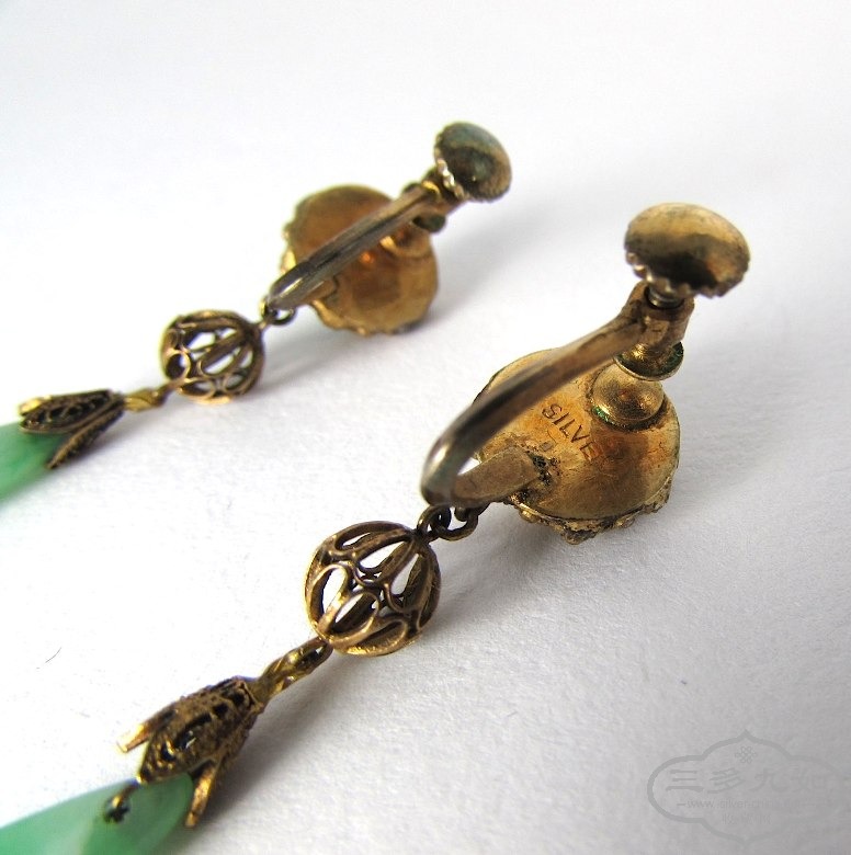 jade earrings 3.jpg