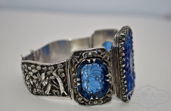 Blue6R.jpg
