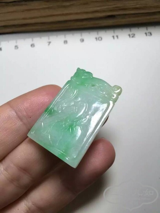 143.jpg