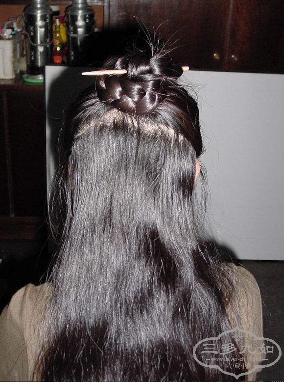 关于<em>满族</em>妇女头饰 - 民族风情 - 三多九如收藏网
