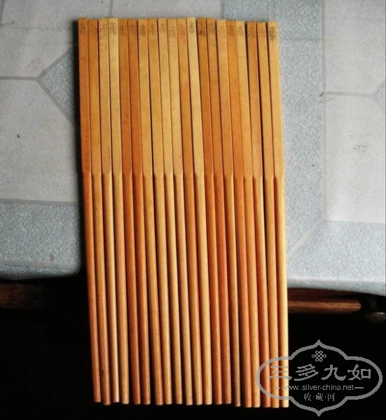 876560_1.jpg