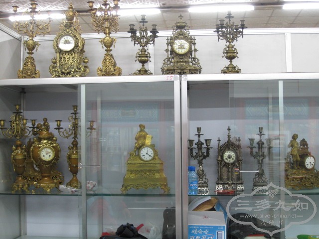 Ƭ 596.jpg