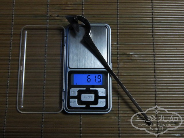 Ƭ 186.jpg