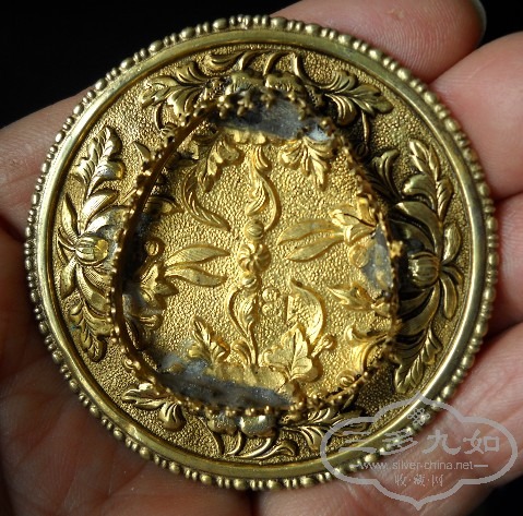 brooch08.JPG