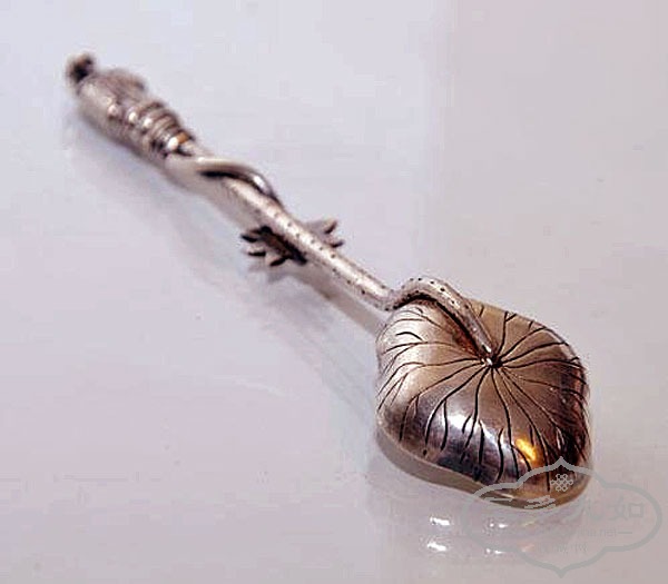 114299496_4.jpg