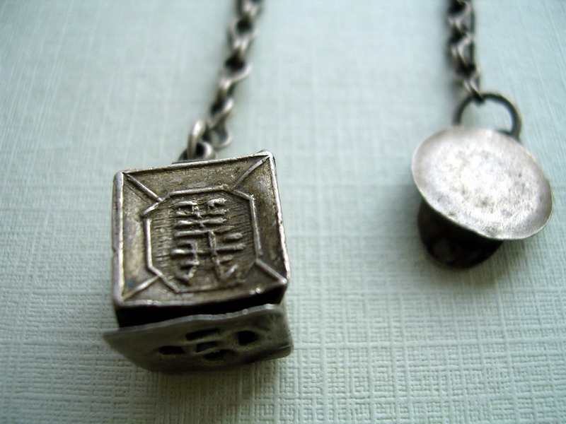 3个小挂件（一套）  50元起