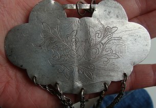 [贴图]牡丹花锁片起拍价130