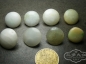【天下无双】清代 白瓷种飘绿翡翠圆纽扣8个 480通走